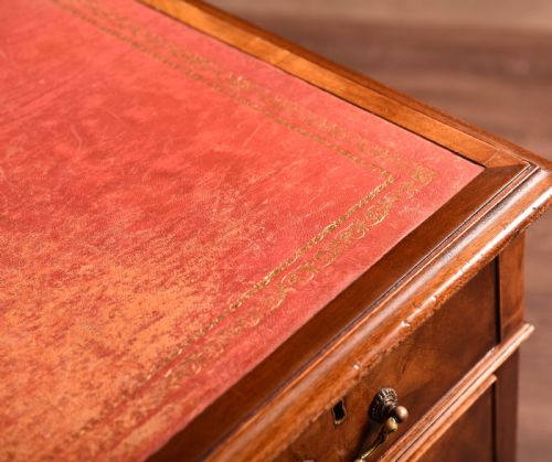 fig 3. mahogany pedestal 3 part desk