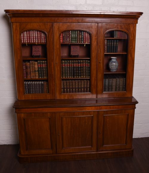 Exceptional Mahogany 3 Door Victorian Bookcase