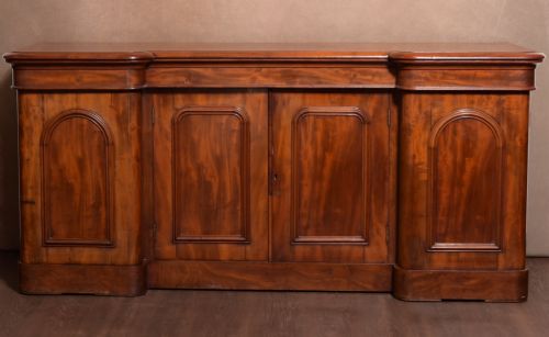 Quality Scottish 4 Door Breakfront Victorian Sideboard