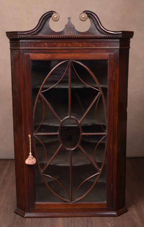 Stunning Georgian Hanging Mahogany Corner Cabinet