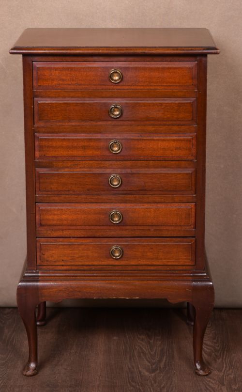 Neat Bank of Drawers /Filing Cabinet