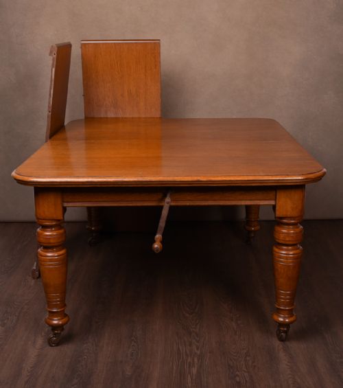 Victorian Oak Extending Dining Table