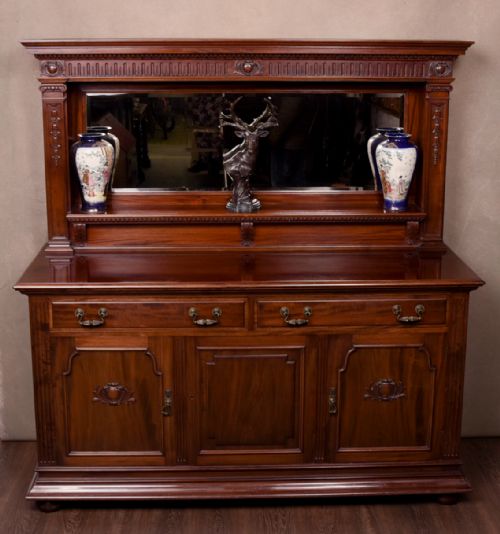 Fabulous Quality Edwardian Mahogany Mirror Back Sideboard