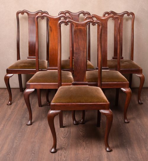 An Elegant Set of 6 Mahogany High Back Dining Chairs