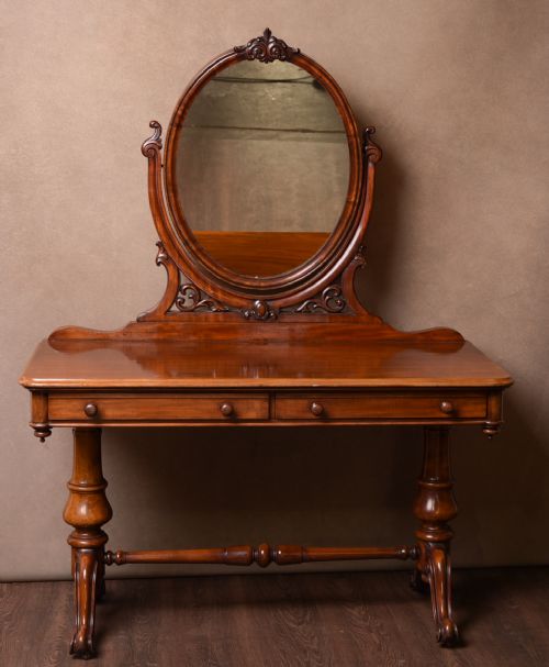 Fabulous Victorian Mahogany Dressing Table
