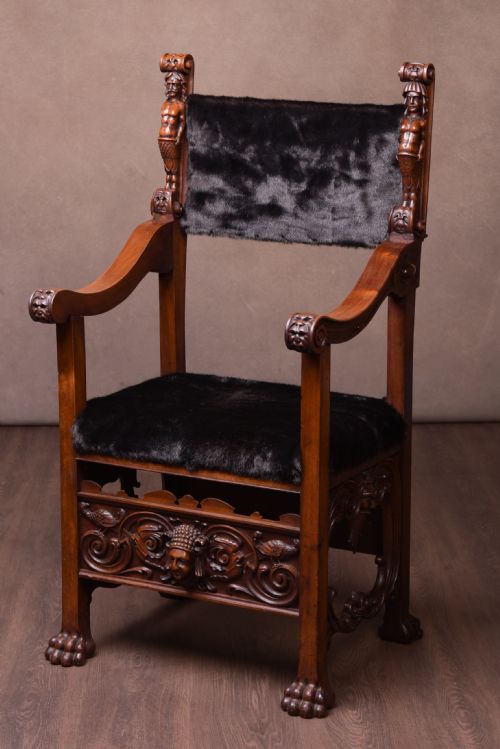 Victorian Carved Walnut Arm Chair