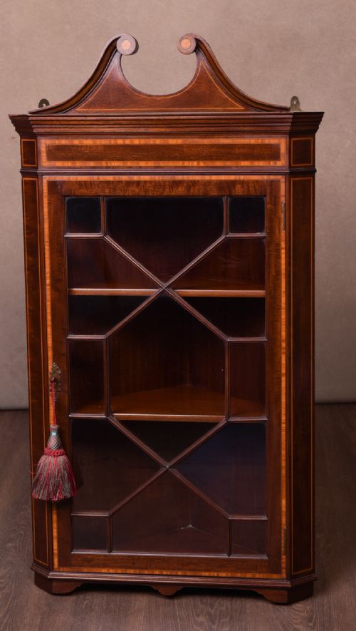 Neat Edwardian Inlaid Mahogany Hanging Corner Cabinet