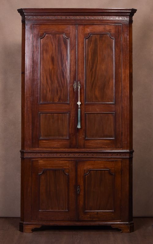 Handsome Georgian Country House Mahogany Corner Cupboard