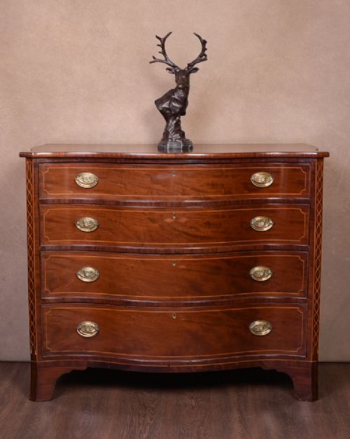 Fantastic Georgian Mahogany Serpentine Inlaid Chest of Drawers