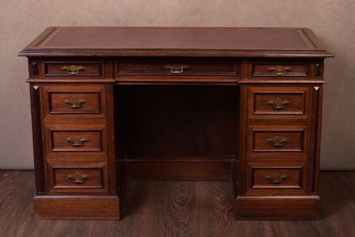 Fabulous Quality Rosewood Knee Hole Writing Desk