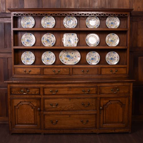 Superb Early 19th Century Oak Plate Dresser (Plates Not Included )