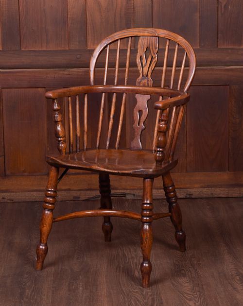 Attractive 19th Century Ash Low Back Windsor Chair
