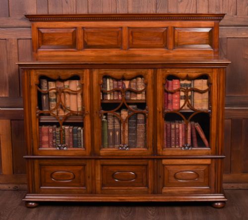 Superb Quality Edwardian Walnut Bookcase