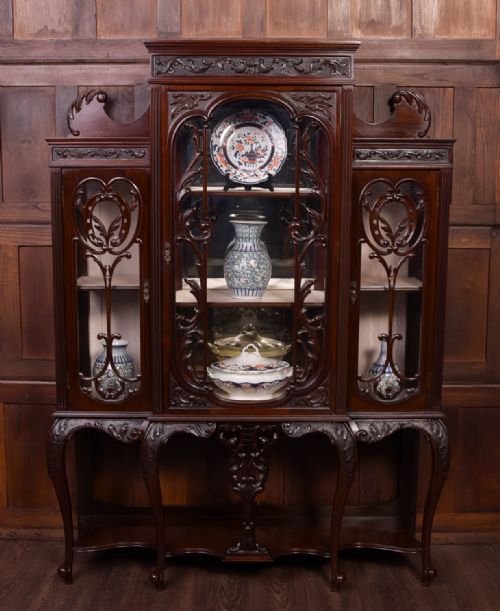 Superb Quality Victorian Mahogany Display Cabinet