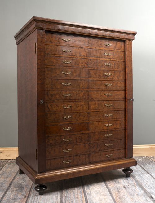Superb Quality Plum Pudding Mahogany Collectors Cabinet