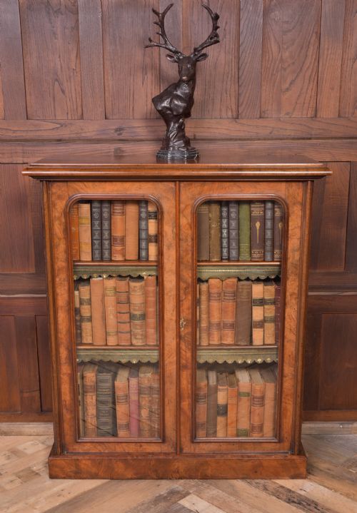 Superb Victorian Burr Walnut 2 Door Bookcase