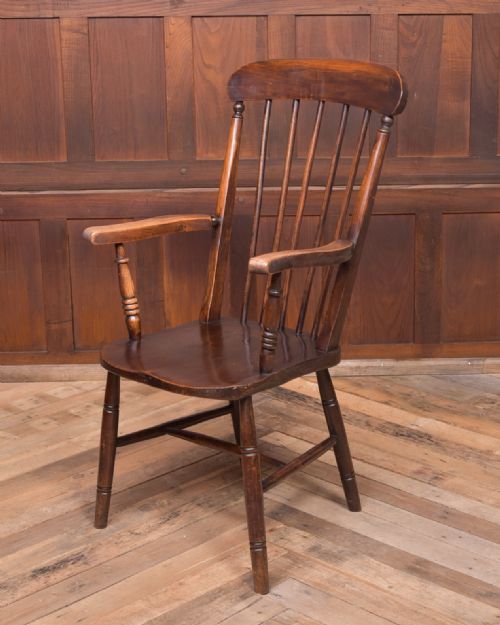 19th Century Elm and Beach Wood Windsor Arm Chair 

