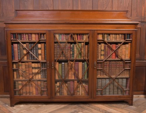 Quality 3 Door Edwardian Inlaid Mahogany Bookcase
