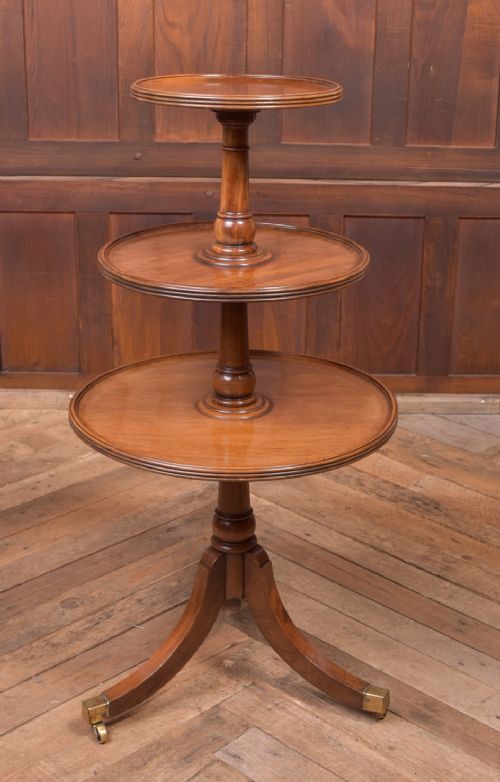 Neat Edwardian Mahogany Dumb Waiter