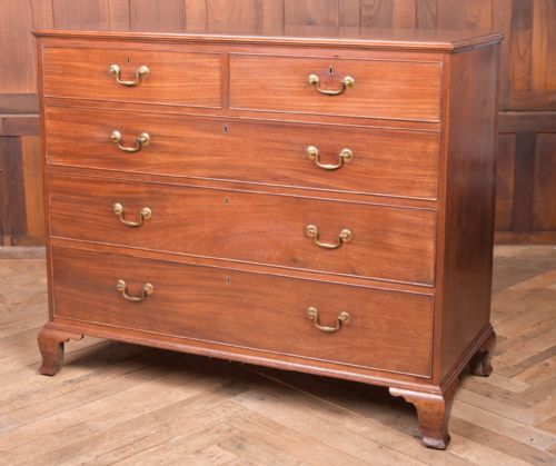 GEORGIAN MAHOGANY 2 OVER 3 CHEST OF DRAWERS - ADDITIONAL PHOTO 1