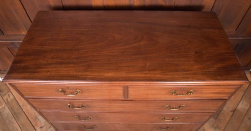 GEORGIAN MAHOGANY 2 OVER 3 CHEST OF DRAWERS - ADDITIONAL PHOTO 15