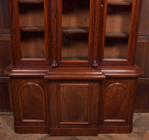 VICTORIAN MAHOGANY BREAKFRONT BOOKCASE - ADDITIONAL PHOTO 21