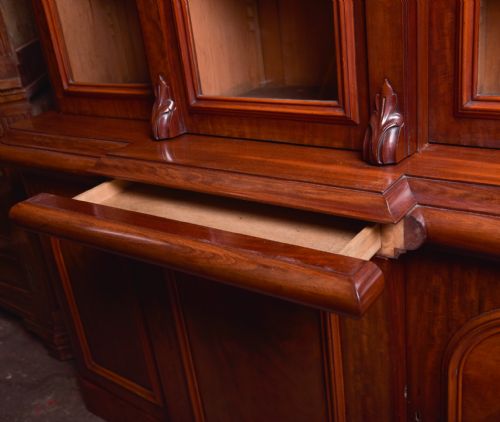 VICTORIAN MAHOGANY BREAKFRONT BOOKCASE - ADDITIONAL PHOTO 27