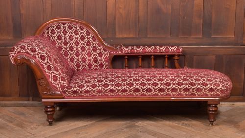 Victorian Mahogany Chaise Longue