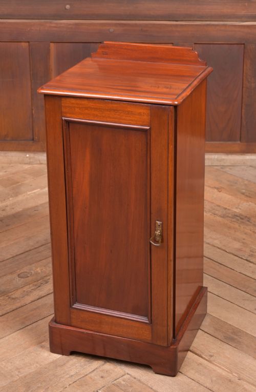 Victorian Mahogany Bedside Cabinet
