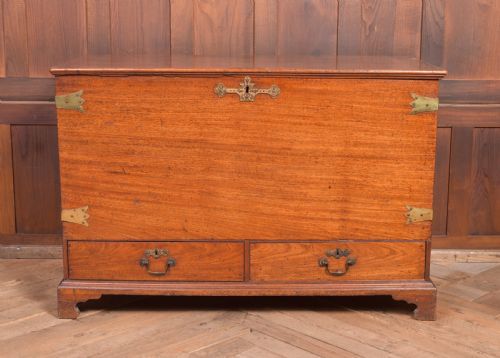 Georgian Mahogany Mule Chest