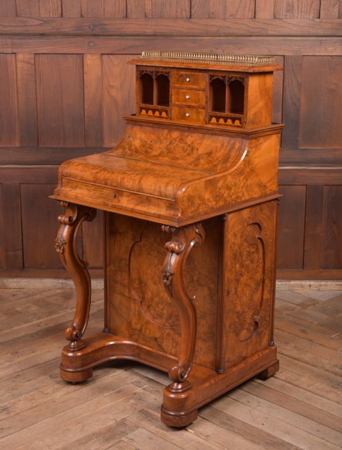 Victorian Burr Walnut Pop Up Davenport