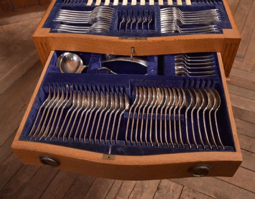 fig 1. Edwardian Cutlery Canteen