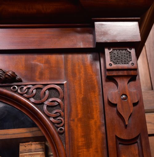 VICTORIAN MAHOGANY BOOKCASE - ADDITIONAL PHOTO 2
