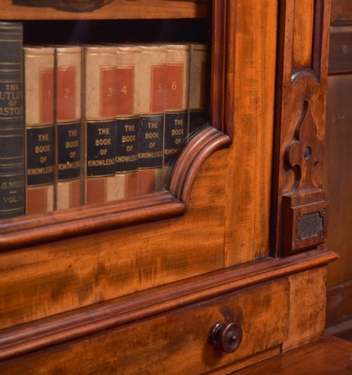 VICTORIAN MAHOGANY BOOKCASE - ADDITIONAL PHOTO 6