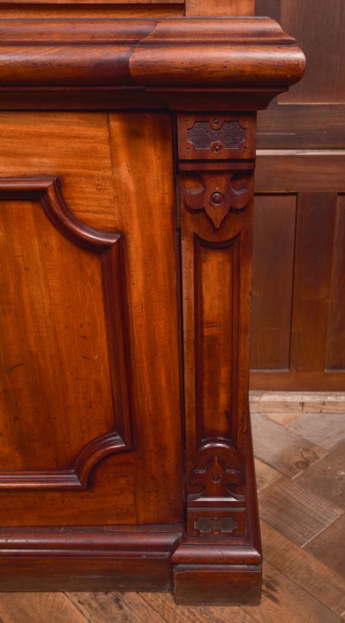 VICTORIAN MAHOGANY BOOKCASE - ADDITIONAL PHOTO 10