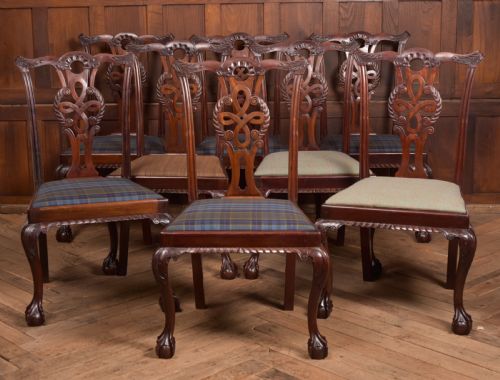Set of 8 Chippendale Style Dining Room Chair
