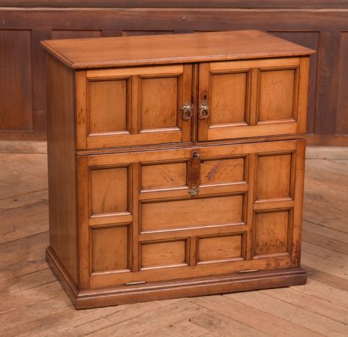 Table Cabinet