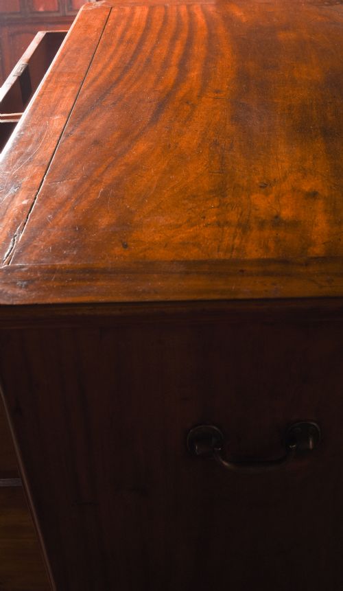 CAMPHOR WOOD CAMPAIGN CHEST OF DRAWERS - ADDITIONAL PHOTO 5