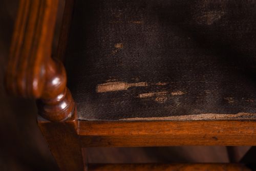 MAHOGANY HIGH CHAIR - ADDITIONAL PHOTO 1