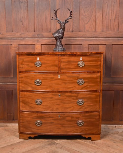 Mahogany 2 Over 3 Bow Front Chest of Drawers