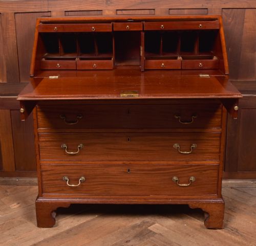 GEORGIAN MAHOGANY WRITING BUREAU - ADDITIONAL PHOTO 7