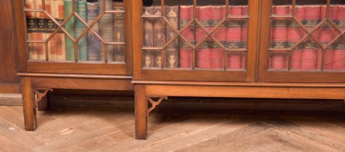 MAHOGANY CHINESE CHIPPENDALE STYLE BOOKCASE DISPLAY CABINET - ADDITIONAL PHOTO 6