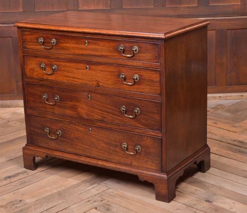 George III Mahogany Chest of Drawers