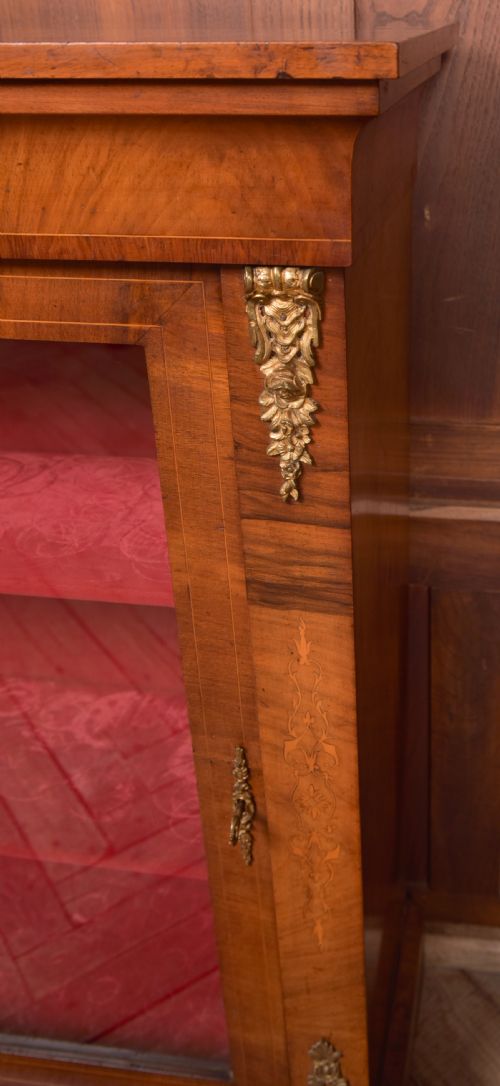 VICTORIAN WALNUT PIER DISPLAY CABINET - ADDITIONAL PHOTO 8