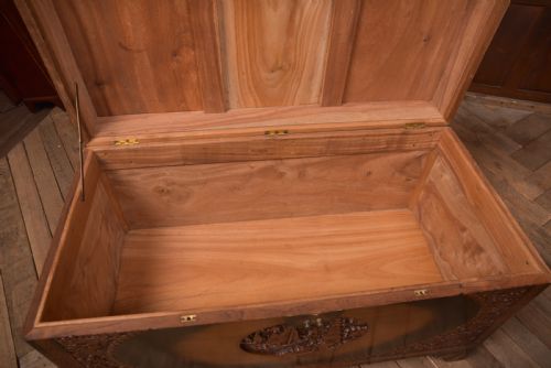 CHINESE CAMPHOR WOOD STORAGE BLANKET BOX - ADDITIONAL PHOTO 5