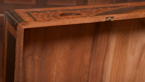 CHINESE CAMPHOR WOOD STORAGE BLANKET BOX - ADDITIONAL PHOTO 8