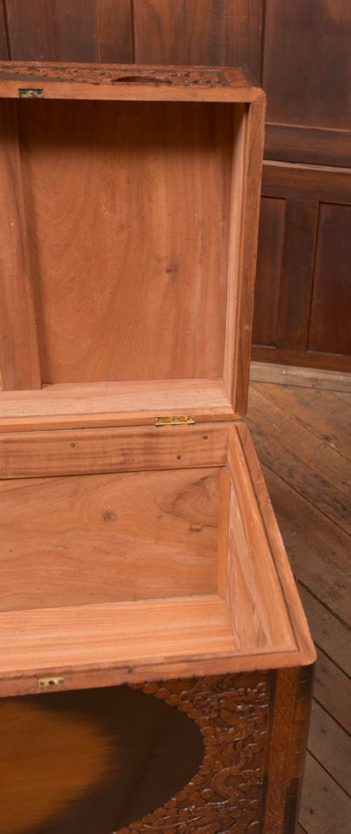 CHINESE CAMPHOR WOOD STORAGE BLANKET BOX - ADDITIONAL PHOTO 10