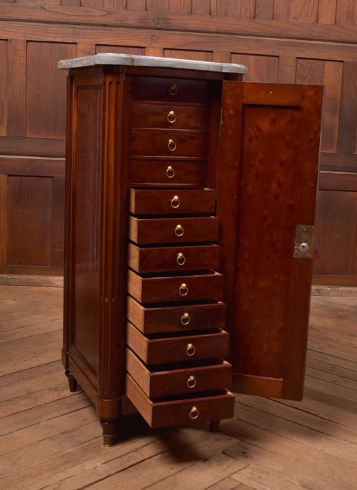 VICTORIAN MAHOGANY COLLECTORS CABINET - ADDITIONAL PHOTO 5