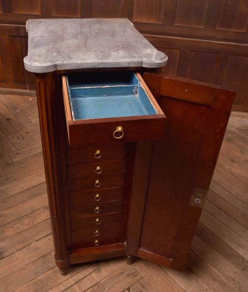VICTORIAN MAHOGANY COLLECTORS CABINET - ADDITIONAL PHOTO 10
