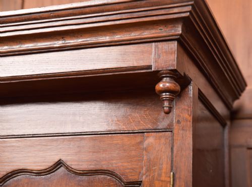 19TH CENTURY OAK COURT CUPBOARD - ADDITIONAL PHOTO 4